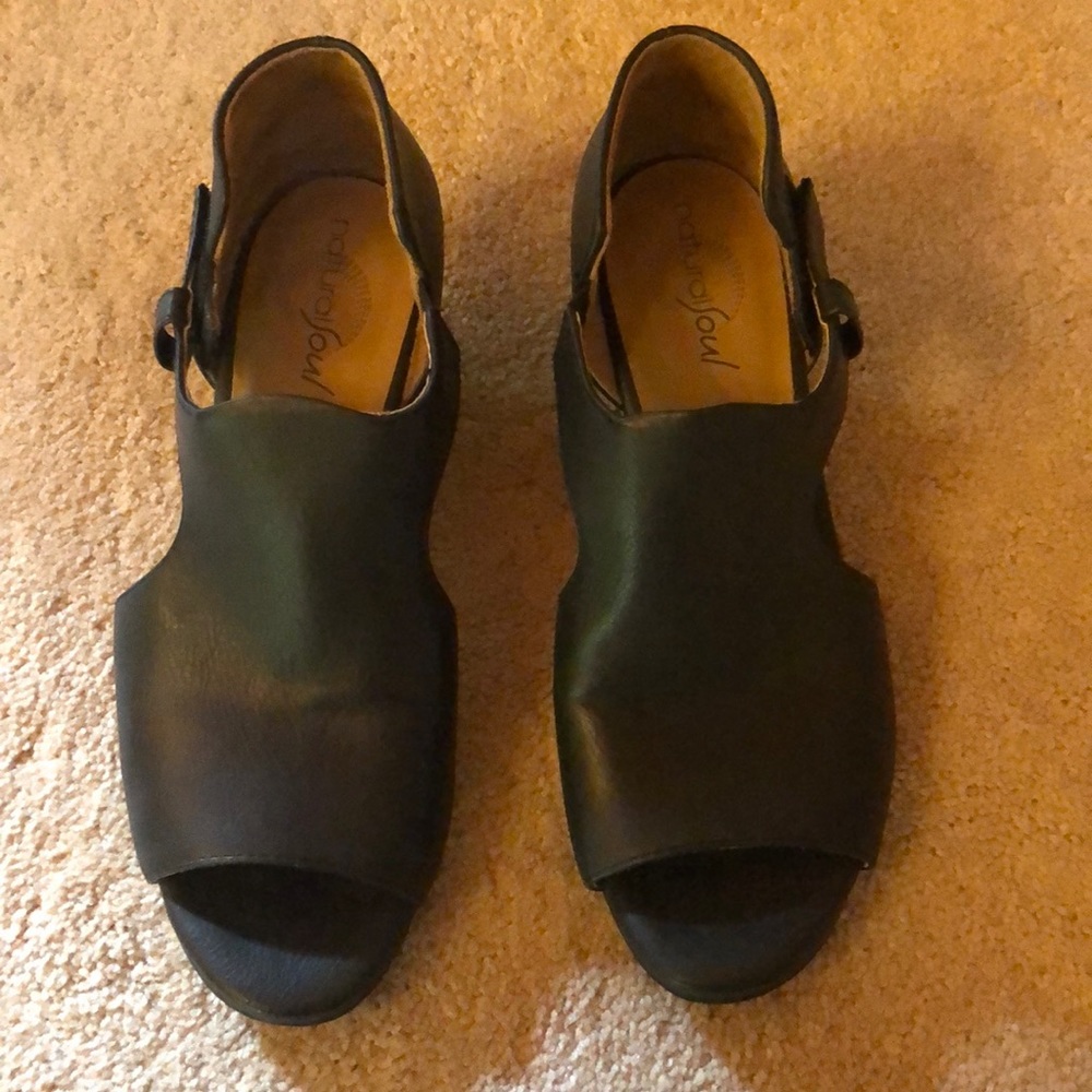 Women’s Shoes
